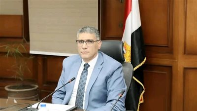 محافظ الجيزة: تفتيش عمالي على ٧٠١ منشأة من خلال مديرية العمل وتحرير ٢٠٩ محضرًا
