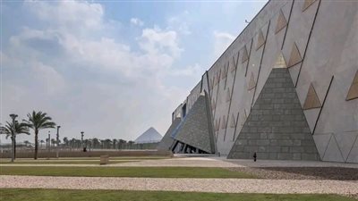 تعاون جديد بين الاتصالات والسياحة لرقمنة التراث المصري وتطوير الخدمات بالمواقع الأثرية