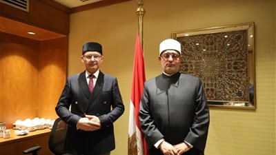 مفتي الجمهورية وإمام فنلندا يبحثان التعاون لمواجهة الإسلاموفوبيا وخطاب الكراهية