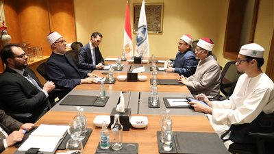 مفتي الجمهورية يبحث مع نائب شيخ الإسلام في تايلاند التعاون التدريبي