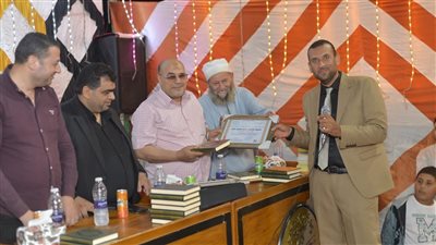 فرسان القرآن يضيئون ليل المجد في مسابقة الحصري الرابعة عشرة