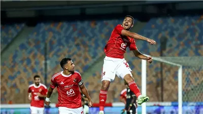 برباعية في شباك فاركو.. الأهلي يحقق فوزه الأول في الدوري