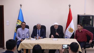 رئيس جامعة الأزهر يطلق برامج تبادل طلاب الدراسات العليا مع ووهان
