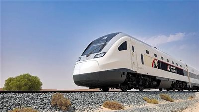دبي تقود ثورة السكك الحديدية بالذكاء الاصطناعي