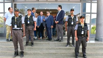 محافظ الدقهلية يتفقد المنطقة الصناعية بجمصه ويشدد على الالتزام بالمعايير