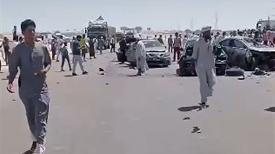 حادث أليم على طريق مطروح.. مصرع شخصين وإصابة 18 آخرين في تصادم 7 سيارات