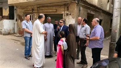 محافظ الدقهلية يتفقد منطقة قولونجيل بالمنصورة ويوجه بسرعة حل شكاوى المواطنين بشأن مياه الصرف الصحي
