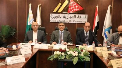 محافظ الجيزة: معارض السلع المخفضة تساهم في رفع الأعباء عن المواطنين