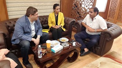 مساعد وزير التعليم العالي يشيد بمبادرة 