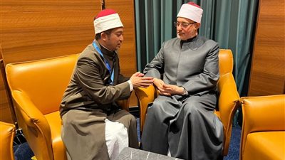 مفتي الجمهورية يلتقي مفتي ماليزيا لتعزيز التعاون الشرعي والعلمي المشترك