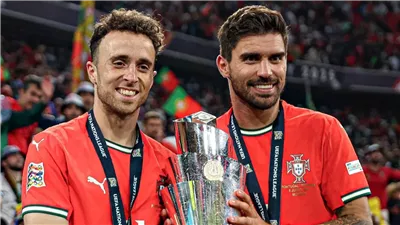 في لفتة وفاء.. روبن نيفز يرتدي قميص جوتا الراحل مع منتخب البرتغال