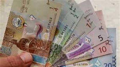 ارتفاع الدولار الكندي وتراجع عوائد السندات وسط انكماش قطاع الخدمات