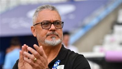 ميكالي ينفي مفاوضات الأهلي ويكشف عن مفاوضاته السابقة مع الزمالك