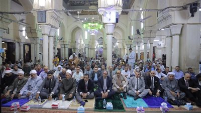 محافظ قنا يشهد احتفالية المولد النبوي الشريف بمسجد العارف بالله سيدي عبد الرحيم القنائي