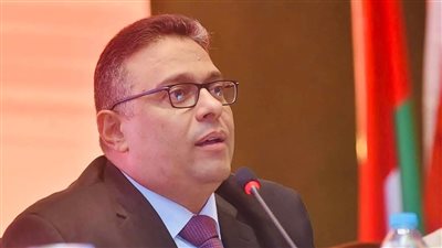 عميد إعلام الأزهر يوصي ببناء السمعة الأكاديمية الرقمية ويحذر من الشهادات الوهمية