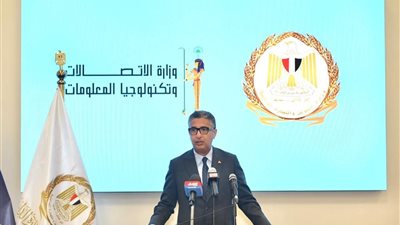 وزيرا الاتصالات والتموين يطلقان استمارة تحديث بيانات مواطني بورسعيد