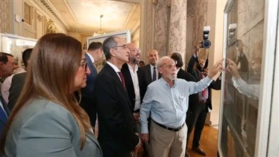 وزير الاتصالات يفتتح معرض للطوابع البريدية والتاريخ البريدى بمركز إبداع مصر الرقمية