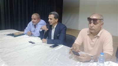 وكيل تعليم كفر الشيخ يعقد اجتماعا بحضور لأعضاء المتابعة استعدادا للعام الدراسى الجديد