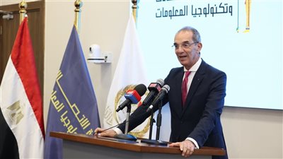 وزيرا الاتصالات والتموين يطلقان استمارة تحديث بيانات المواطنين ببورسعيد