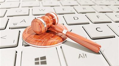 سجن عاطل 3 سنوات لاتهامه بسرقة الأسلاك الكهربائية من مقابر الموتى في نقادة بقنا