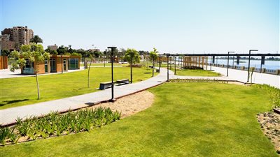 الدخول مجاني.. محافظ قنا : الكورنيش الجديد نقلة حضارية وتنموية | صور 