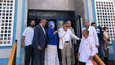 محافظ الدقهلية يتفقد عيادة شربين: التوجيه بتوريد حقن الانسولين اليوم للعيادة وبدء توزيعها 