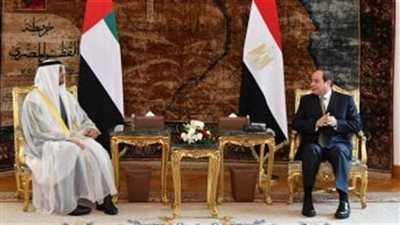 الرئيس السيسي يستقبل الشيخ محمد بن زايد رئيس دولة الإمارات بمطار القاهرة