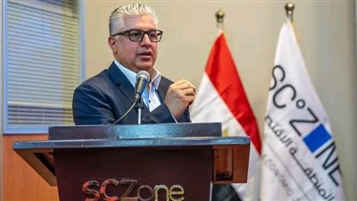 رئيس اقتصادية قناة السويس ووزير الاستثمار يفتتحان المرحلة الثانية للمعامل المركزية الصناعية بميناء السخنة