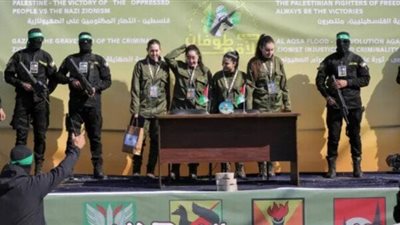 بدء عملية تبادل الأسرى الفلسطينيين والمحتجزين الإسرائيليين في قطاع غزة