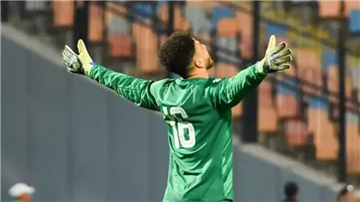  الزمالك وبيراميدز والمصري يدخلون سباق التعاقد مع حارس إنبي عبد الرحمن سمير