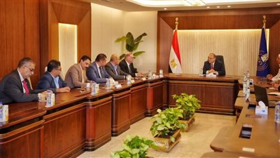 هيئة الدواء المصرية تبحث مع الصحة آليات دمج مشروع الروشتة الطبية الرقمية