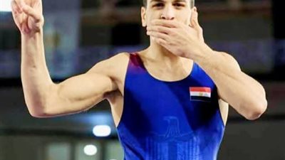 القاسم لاعب المصارعة بكفر الشيخ وبطل منتخب مصر يشارك في بطولة العالم بصربيا