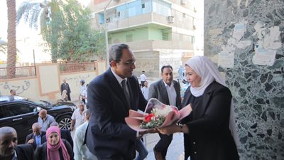 محافظ قنا يفتتح مبنى مديرية التموين بعد تطويره ويطلق مبادرة لتكريم المتميزين 