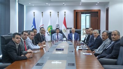أبو ريدة يستقبل وزير الرياضة ويبحثان دعم خطط وبرامج تطوير كرة القدم