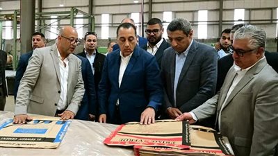 باستثمارات 7.5 مليون دولار.. رئيس الوزراء يفتتح مصنع 