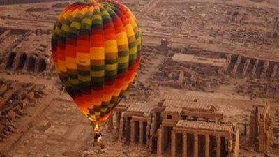 تحليق 58 رحلة بالون طائر تقل على متنها أكثر من 1650 سائحًا بسماء الأقصر