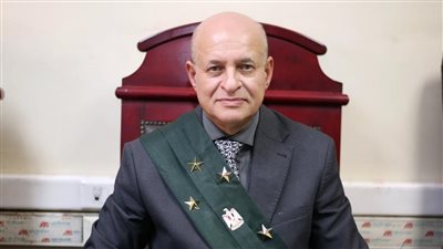 10 سنوات للابن العاق.. سرق والدته بالإكراه واستولى على ذهبها وأموالها 