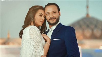 شائعة طلاق هنادي مهنا وأحمد خالد صالح