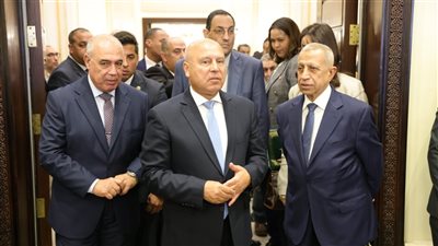 كامل الوزير: قطاع الصناعات الغذائية والتصنيع الزراعي من أكبر القطاعات مساهمة في التنمية