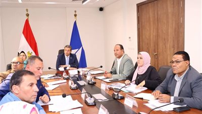 إدارة ذكية للطرق.. محافظ دمياط يقود خطة لإنشاء خريطة تفاعلية شاملة لتحسين الخدمات