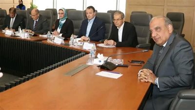 وزير الكهرباء  يبحث مع وفد البنك الدولي دعم وتعزيز سبل التعاون 