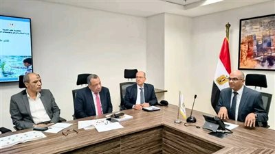 نائب وزير الإسكان يتابع موقف مشروعات برنامج خدمات الصرف الصحي المستدامة 