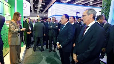 داليا الباز تستعرض تطوير الخدمات وإطلاق منصة فلوسي الاستثمارية أمام رئيس الوزراء