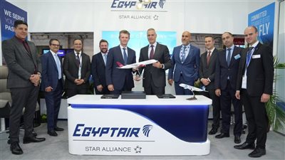 مصر للطيران توقع اتفاقية بيع وإعادة استئجار ثلاث طائرات أيرباص A350-900  