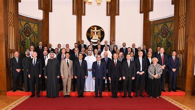 بالصور.. الرئيس التنفيذي لشركة RSA يستعرض خطط التوسع في مصر ويشارك في مائدة مستديرة رئاسية