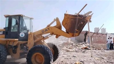 إزالة 504 حالة تعد على أراضي الدولة بأسوان