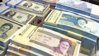 المركزي الإيراني يبدأ رسمياً حذف 4 أصفار من العملة الوطنية