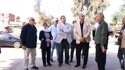 محافظ دمياط يقود حملة لإزالة حالة تعدِ على أرض إصلاح زراعى بفارسكور