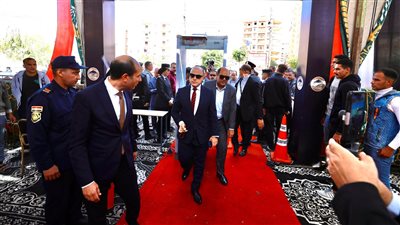  محافظ كفرالشيخ يتفقد عدداً من اللجان الانتخابية بالدائرة الرابعة بدسوق