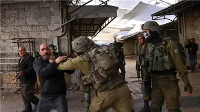 الاحتلال الإسرائيلي يواصل خروقاته.. إصابتان وقصف جوي وإطلاق نار على أنحاء متفرقة بقطاع غزة